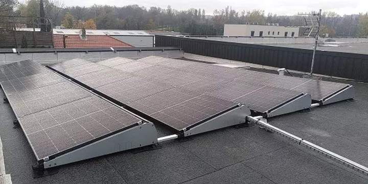 Installation photovoltaïque sur toiture à Sainte-Foy-lès-Lyon